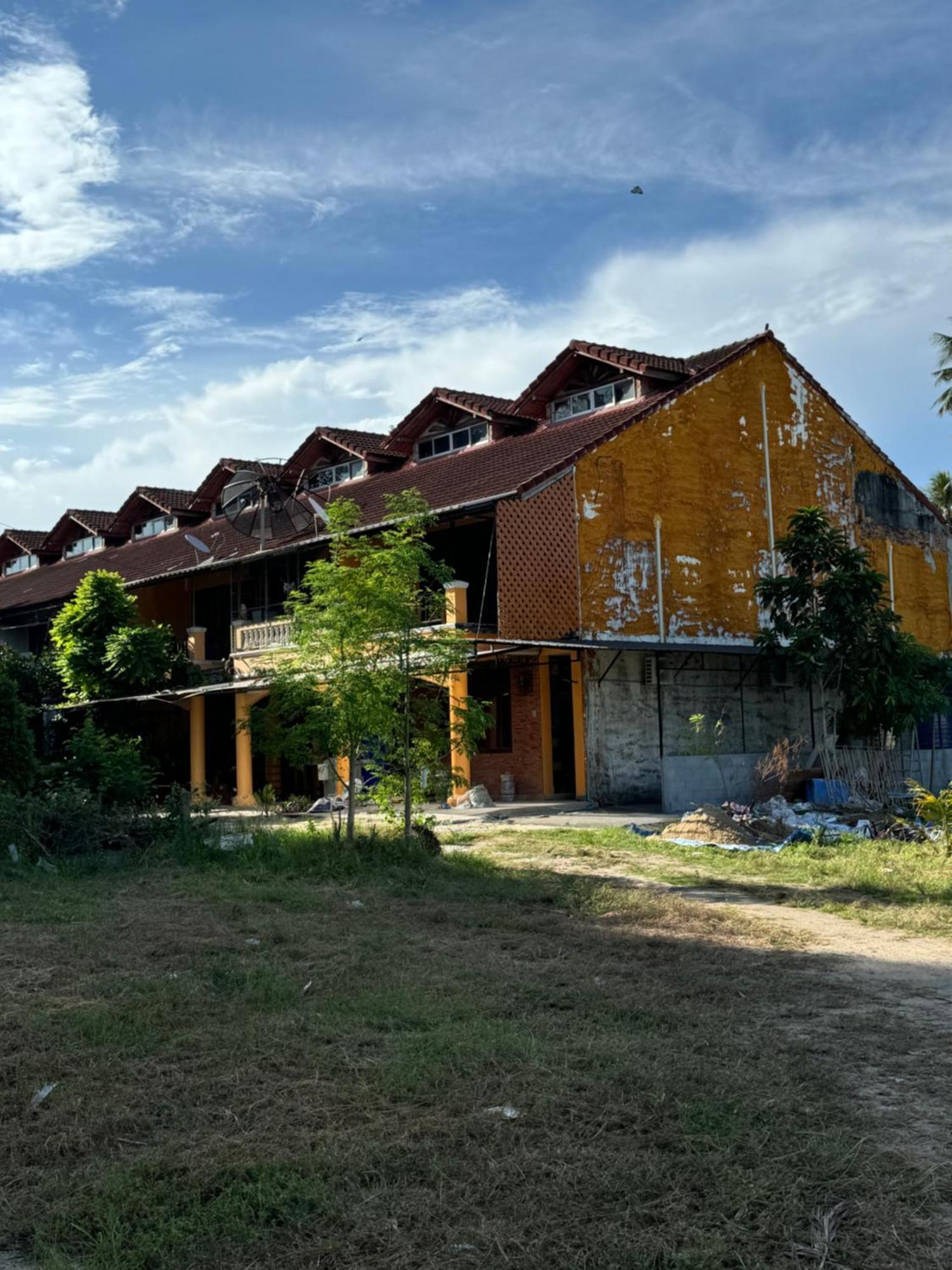 Dikachaya Hostel Bãi biển Chaweng Ngoại thất bức ảnh