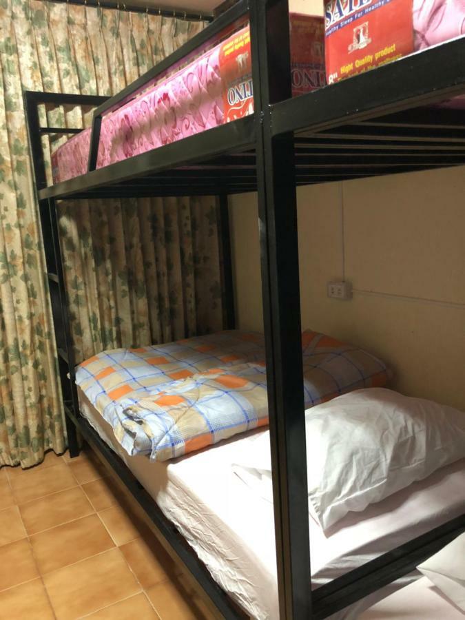 Dikachaya Hostel Bãi biển Chaweng Ngoại thất bức ảnh